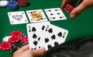 德州扑克竞技场：带你挑战极限-开云体育